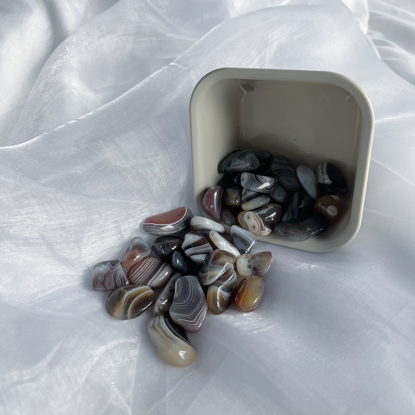 Grijze oog agaat - trommelstenen