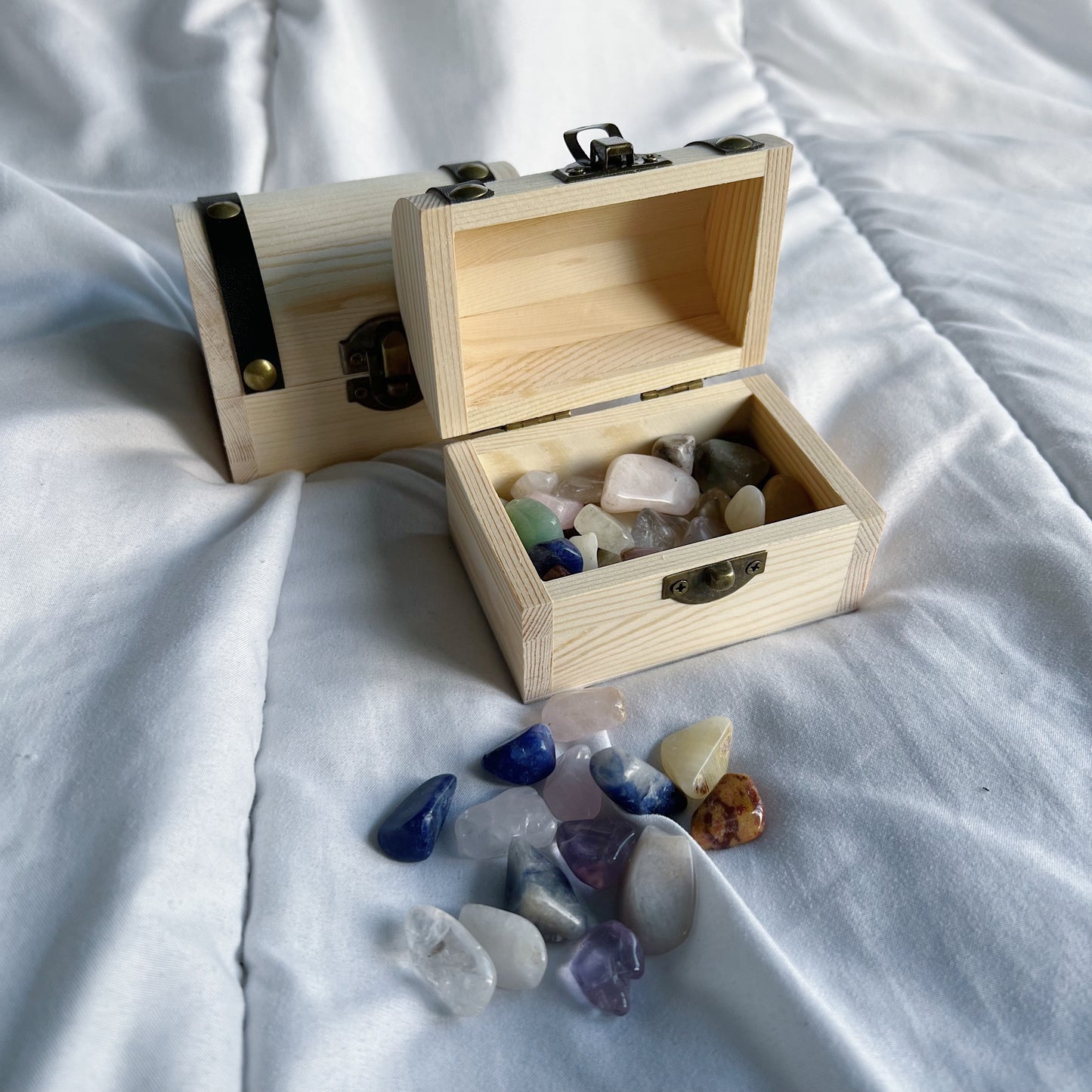 Schatkistje met 200gr edelstenen